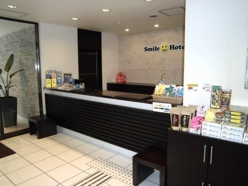 Smile Hotel Okinawa Naha Exterior foto